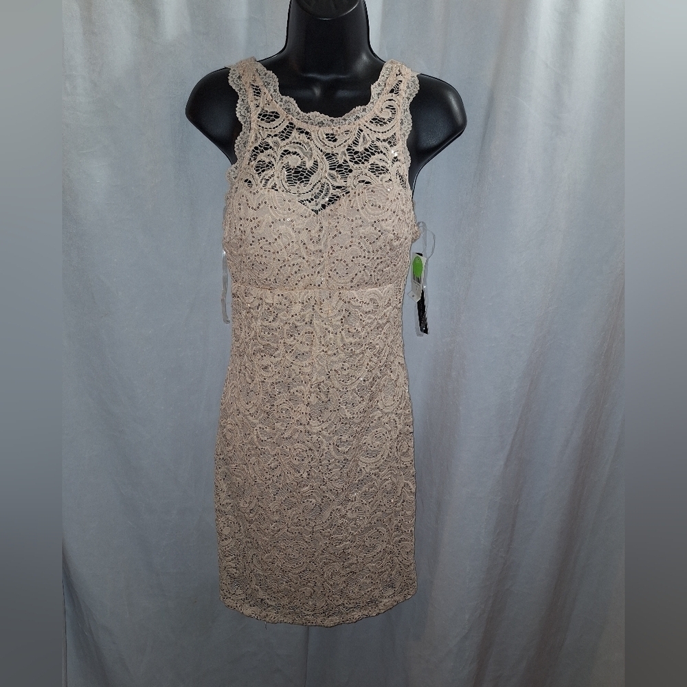 My Michelle dress NWT size 7